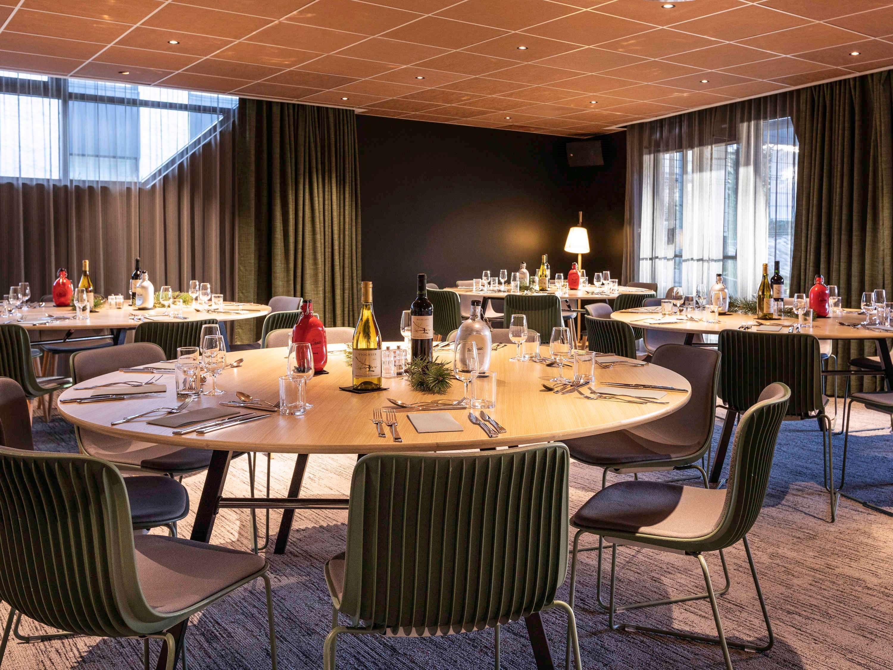 Novotel Centre Atria 4*